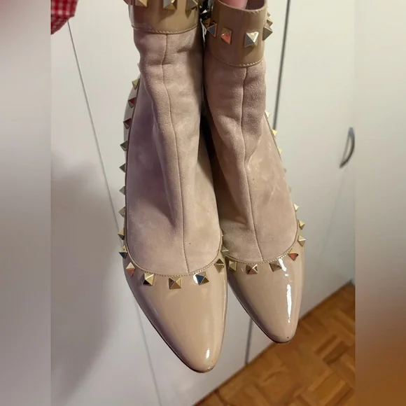 VALENTINO Garavani rockstud booties 38.5 preowned with box size 8.5 US - Picture 14 of 16